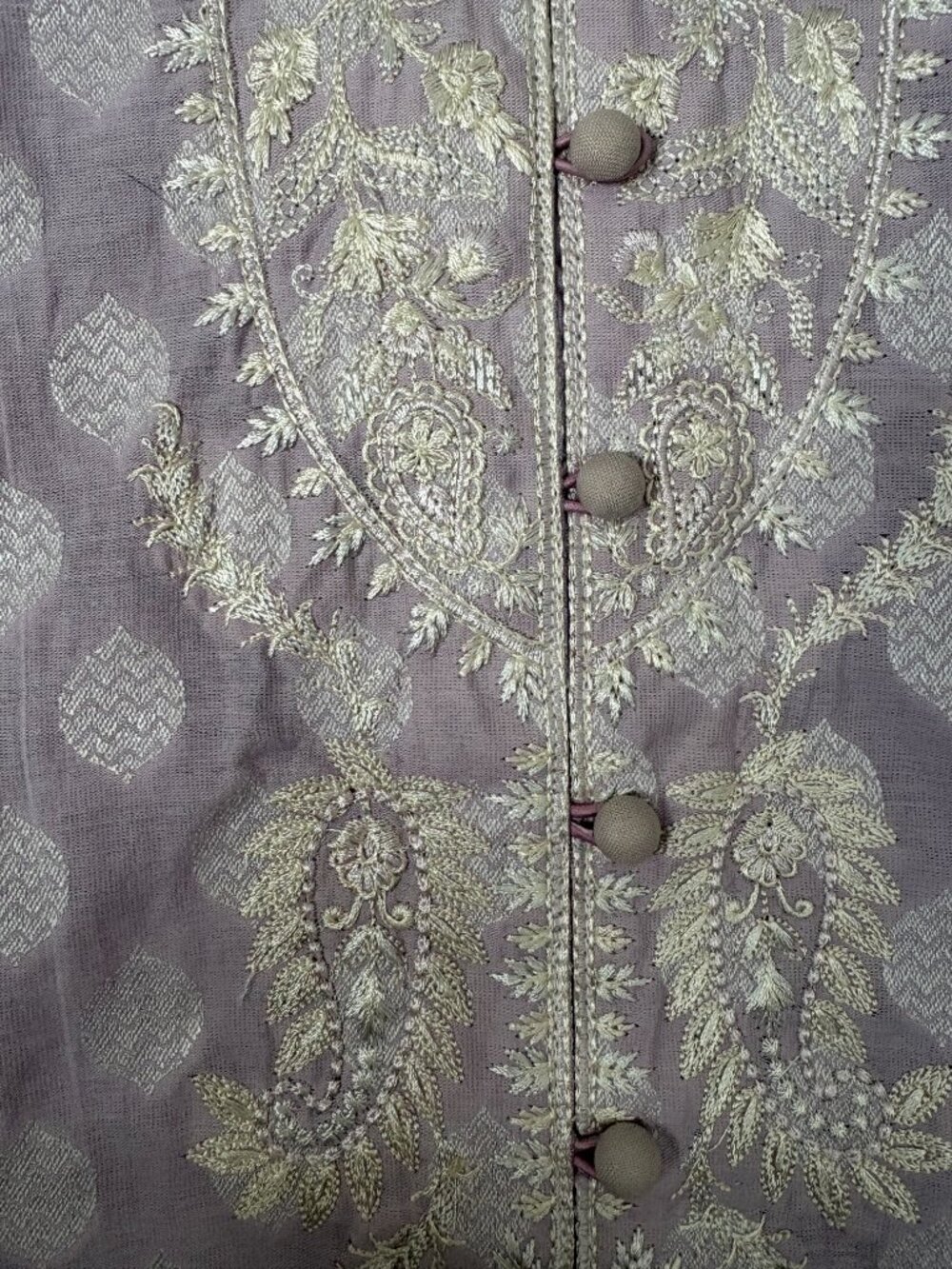 Pakistani / Indian clothing - Picture 3 of 3